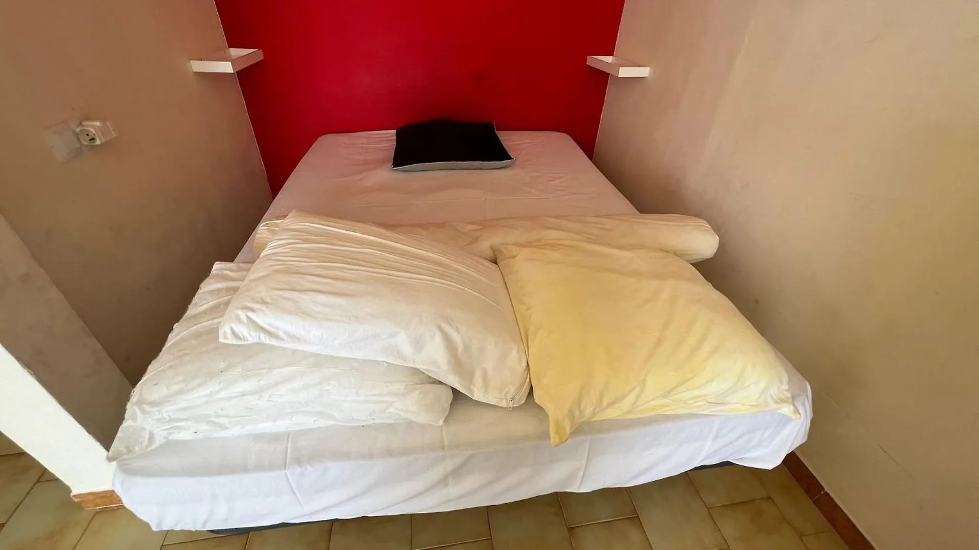 Apartamento En Roses Con Preciosas Vistas Del Mar Ap2 España