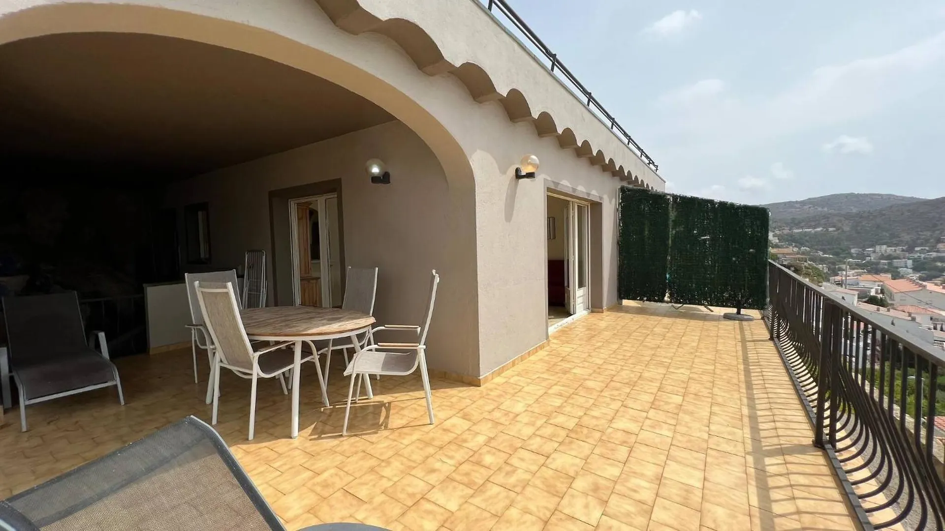 Apartamento En Roses Con Preciosas Vistas Del Mar Ap2 España